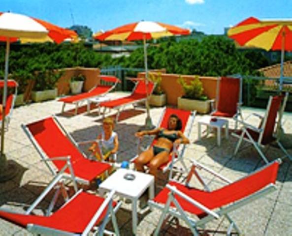 Hotel Peonia ริมินี ภายนอก รูปภาพ
