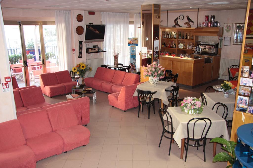Hotel Peonia ริมินี ภายนอก รูปภาพ